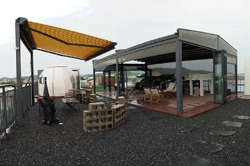 Rooftop Showroom Environment